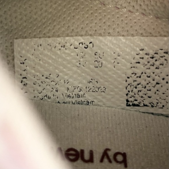 New Balance 327 New-B Hook & Loop Easy On Pink Sneakers Shoes Baby Infant 4C - Picture 6 of 7